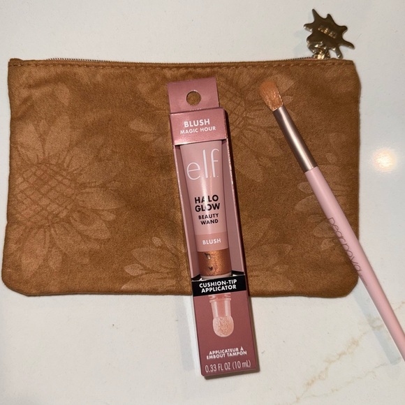 Other - Ipsy Small Makeup Bag w/e.l.f. Liquid Blush & Brush